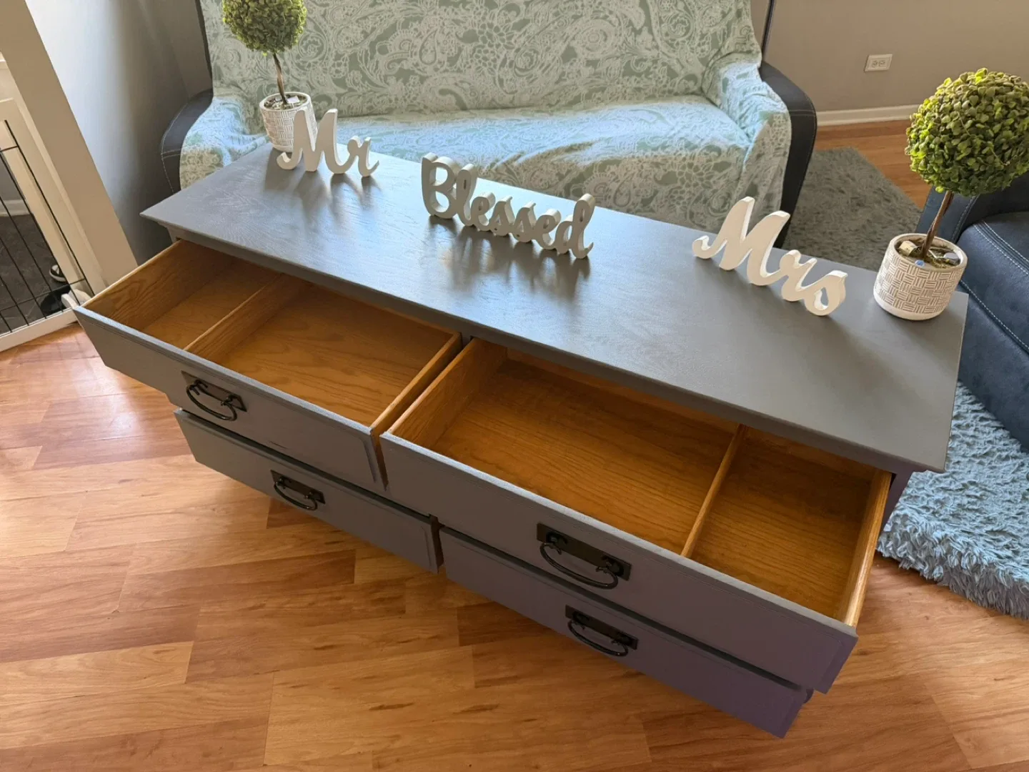 ✨💪🏼🩶Gorgeous solid oak dresser 🩶💪🏼✨ image indicator(5)