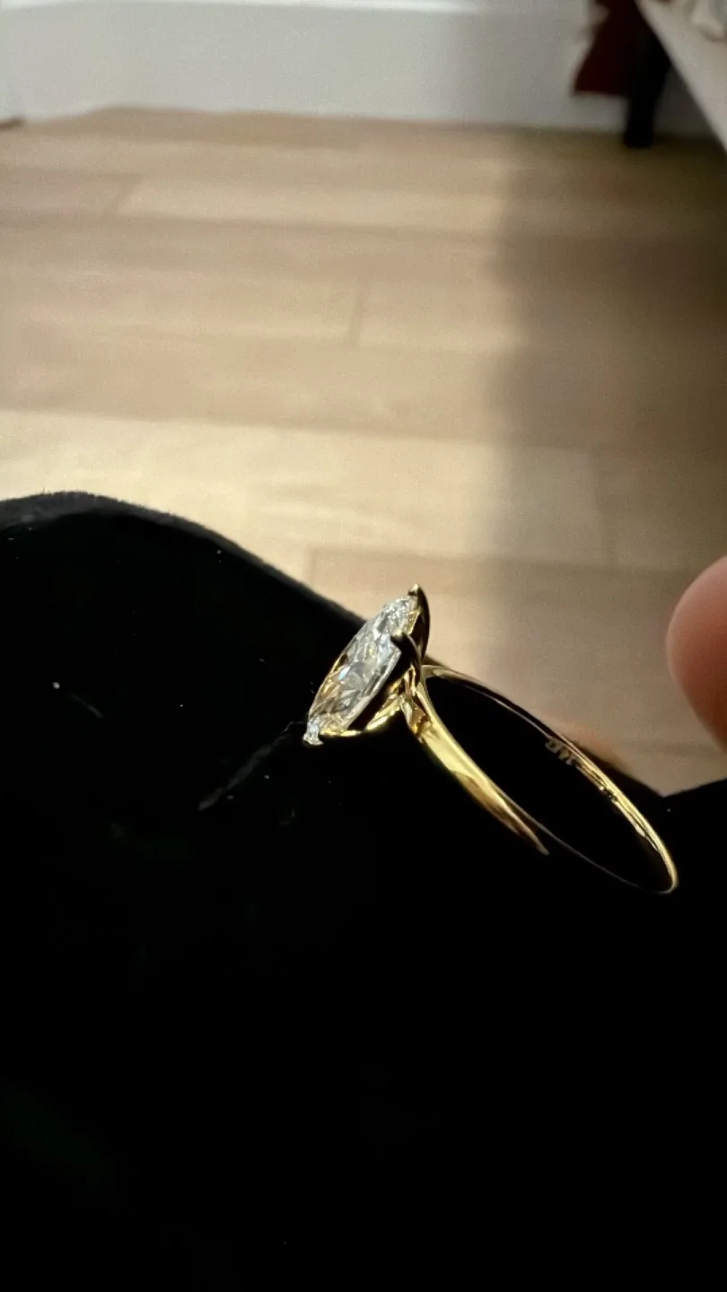 Marquise Cut Diamond Ring image indicator(2)