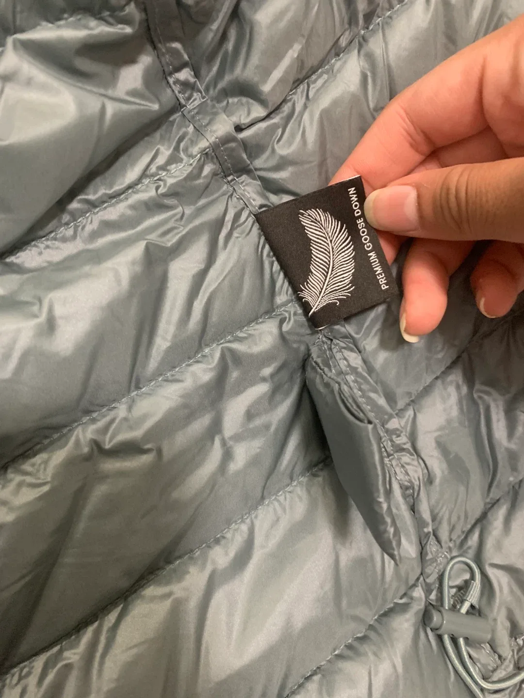 TNA BOTANIE Packable Puffer Jacket - Size M image indicator(2)