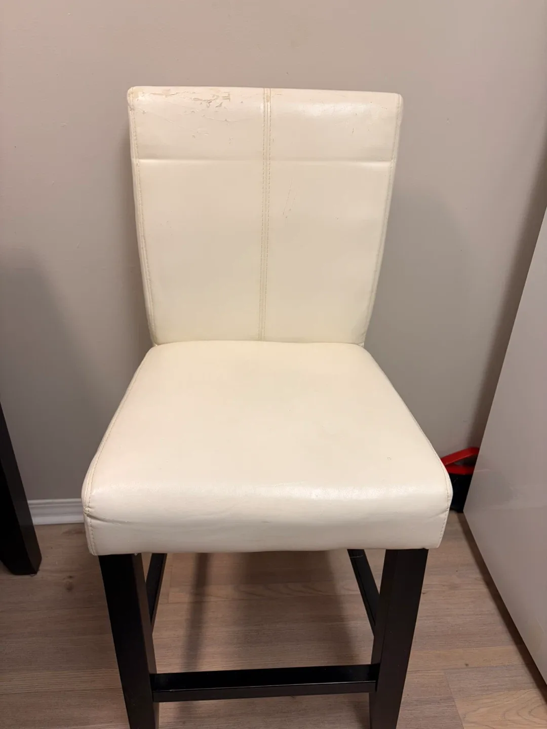 Bar height Dining Table + 4 Chairs image indicator(2)