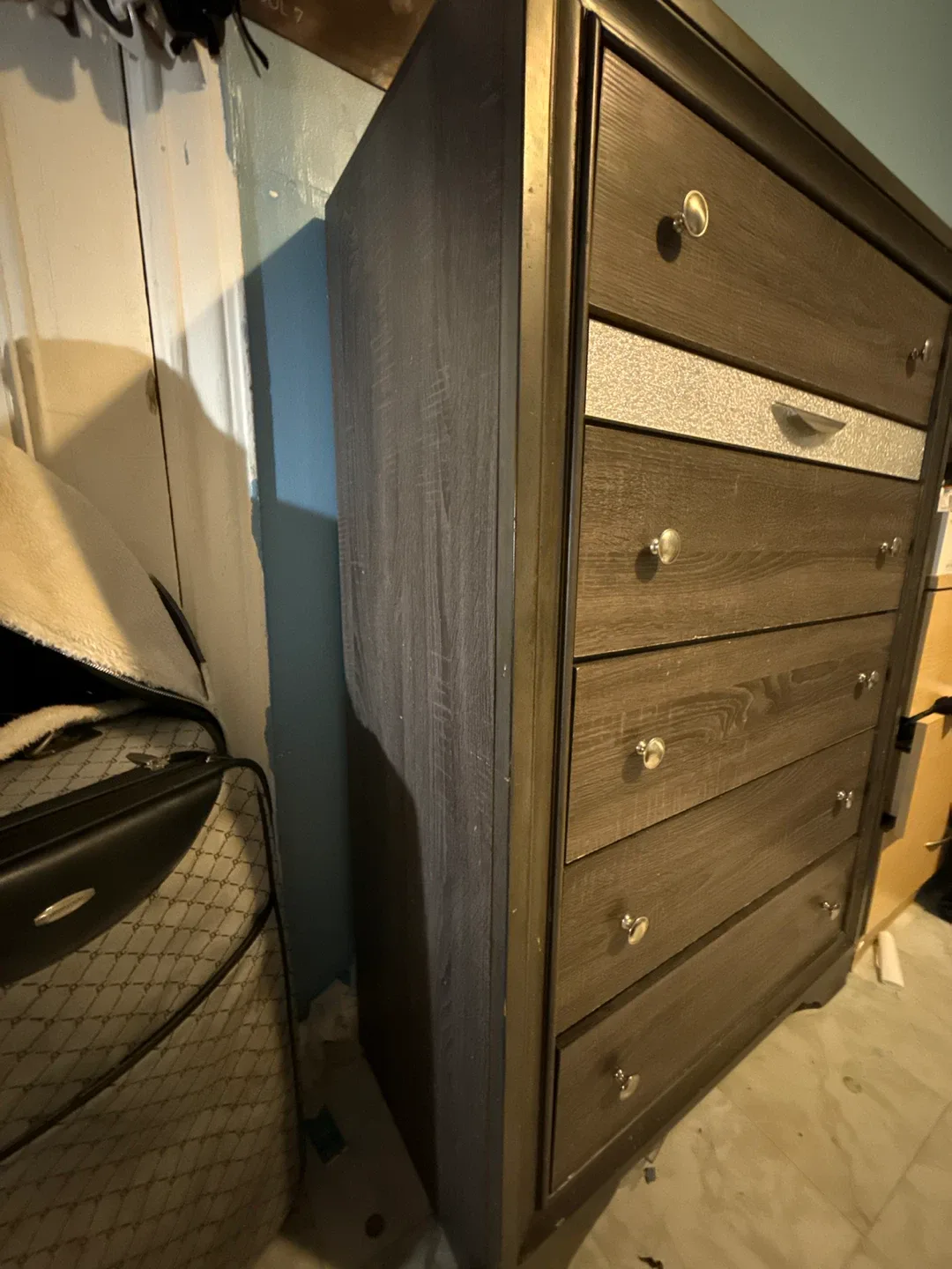 🥕Tall Dresser - Like New! image indicator(5)