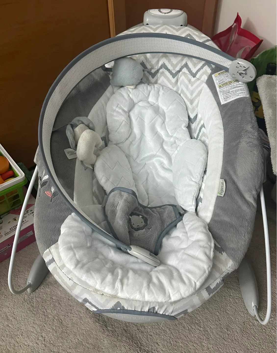 Ingenuity Baby Bouncer - Grey and White