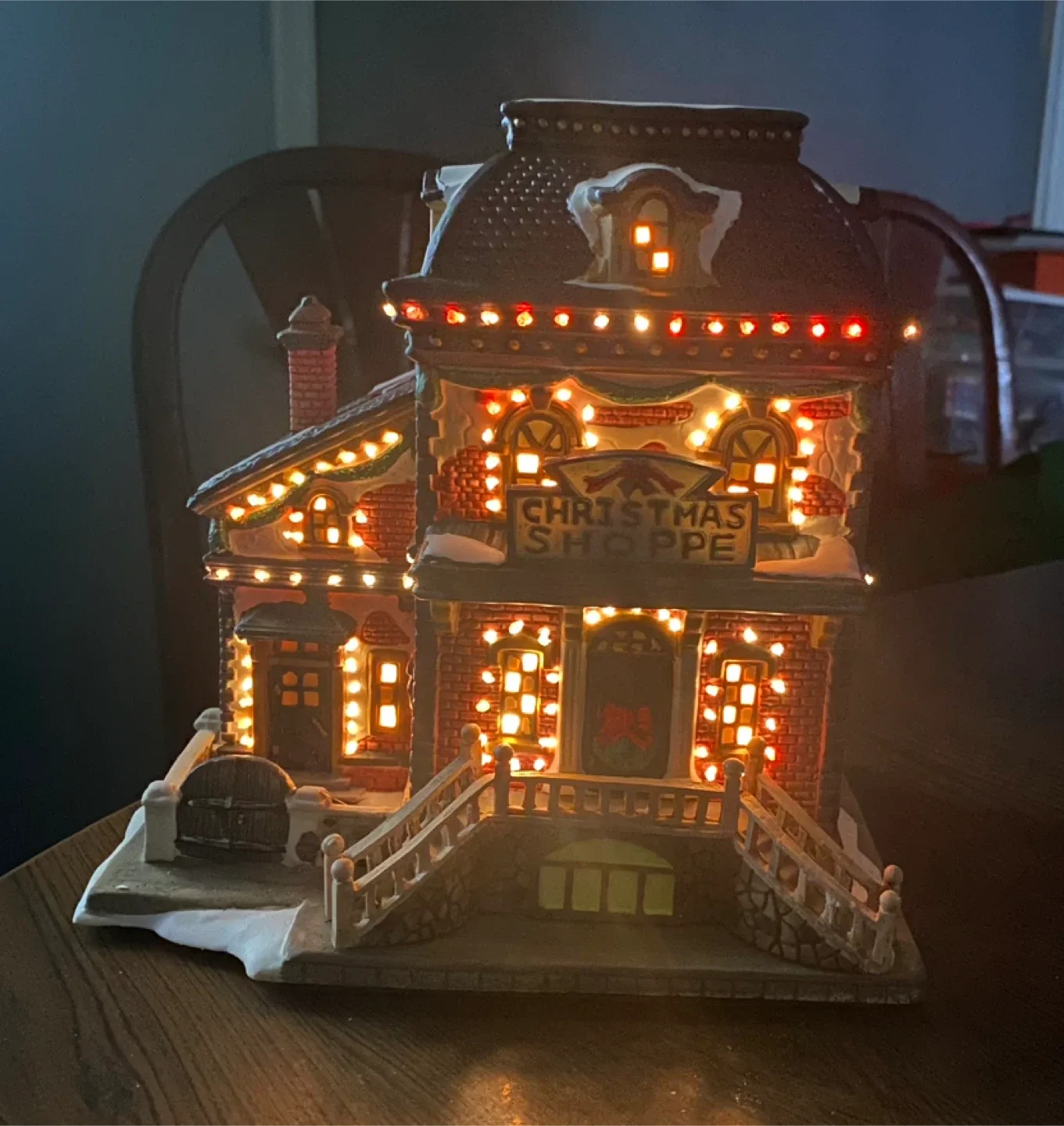 Avenue Noel Fiber Optic Porcelain Christmas Shoppe House