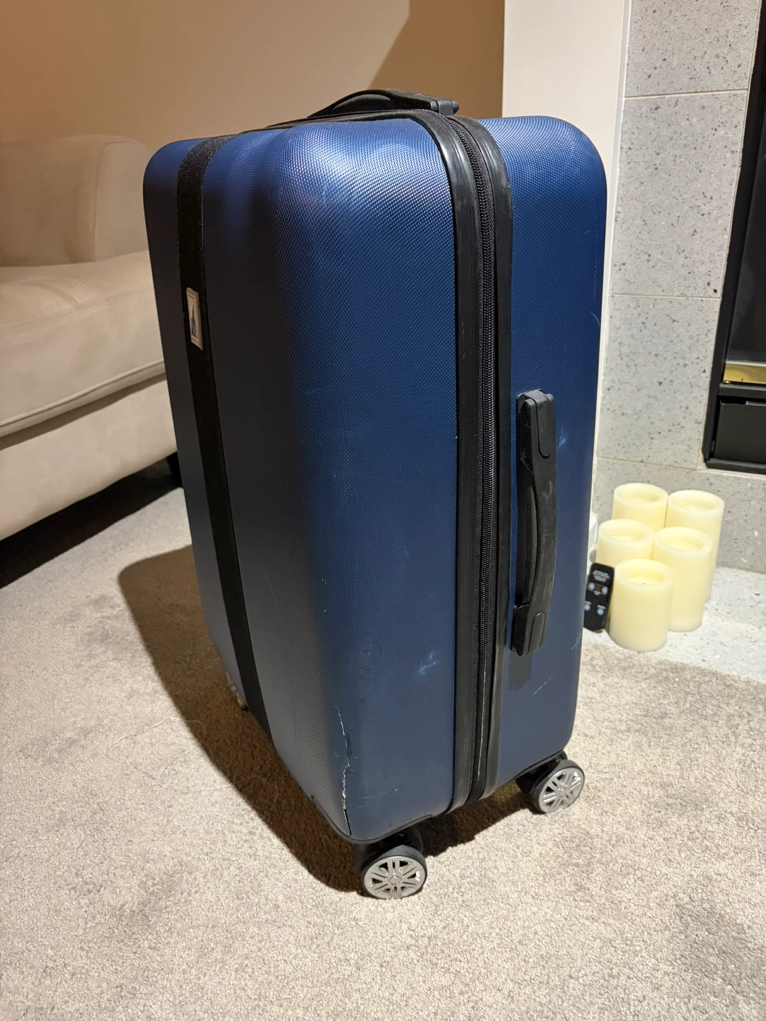 Navy Blue IT Luggage Suitcase - photo 2