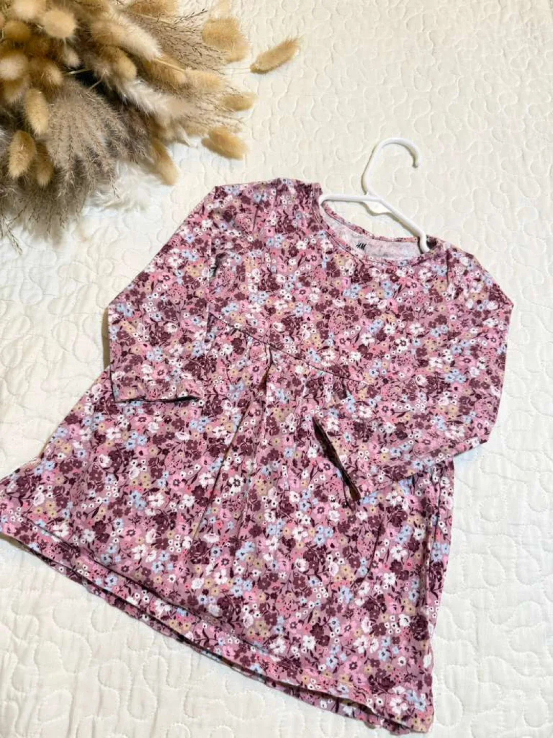 Mixed Girls Clothing Bundle image indicator(10)