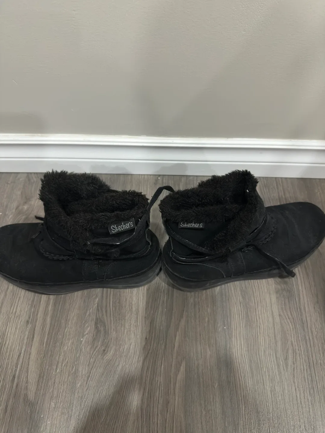 Used Winter Boots image indicator(10)