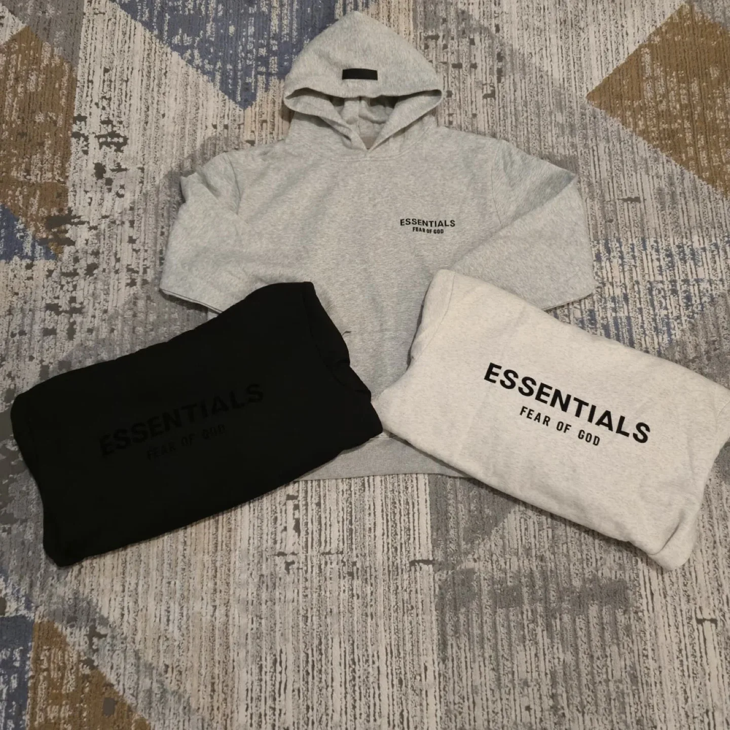 (NEW) Essentials Hoodie
