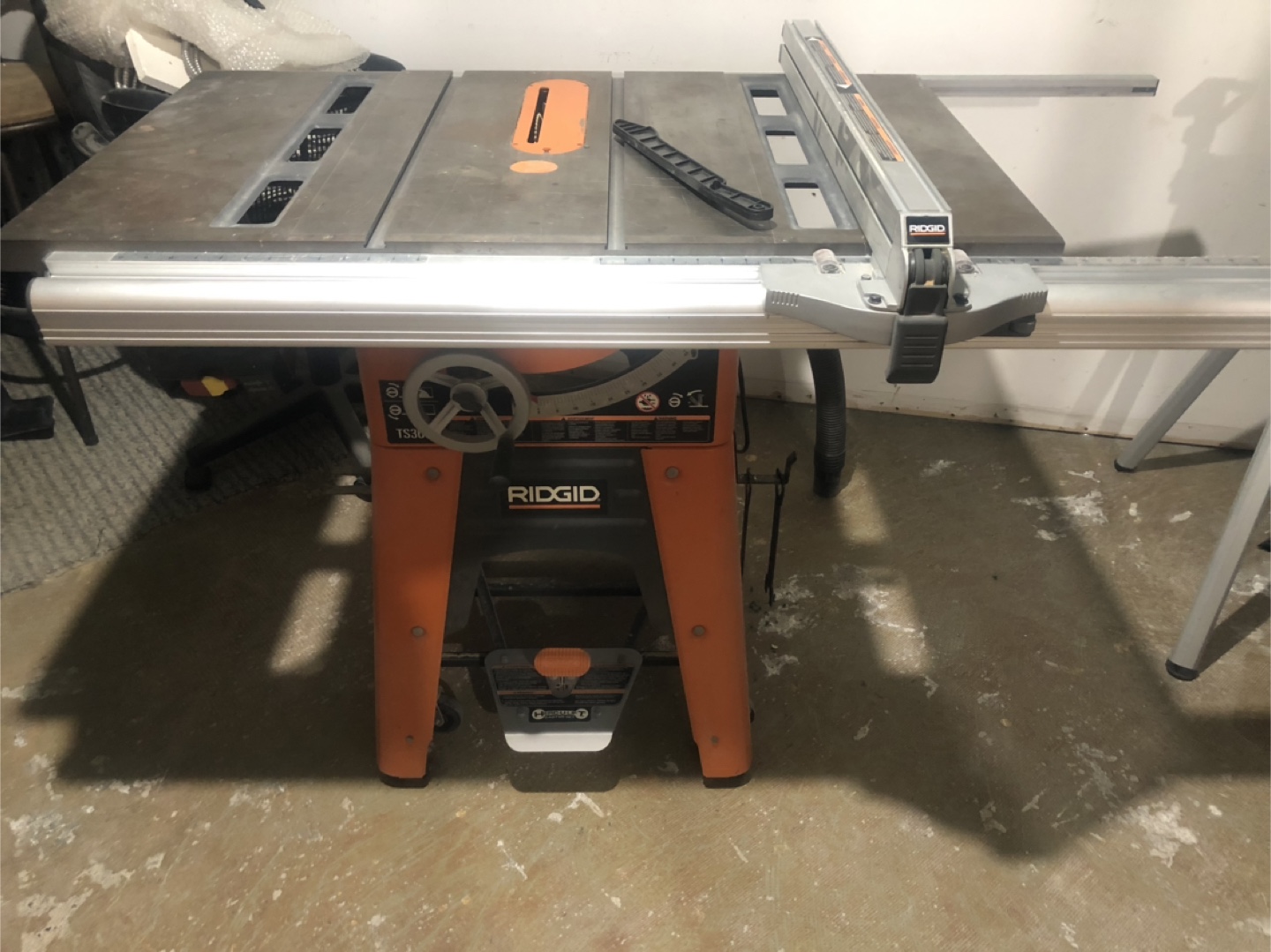 Ridgid TS3650 10 inch Cast Iron Table Saw
