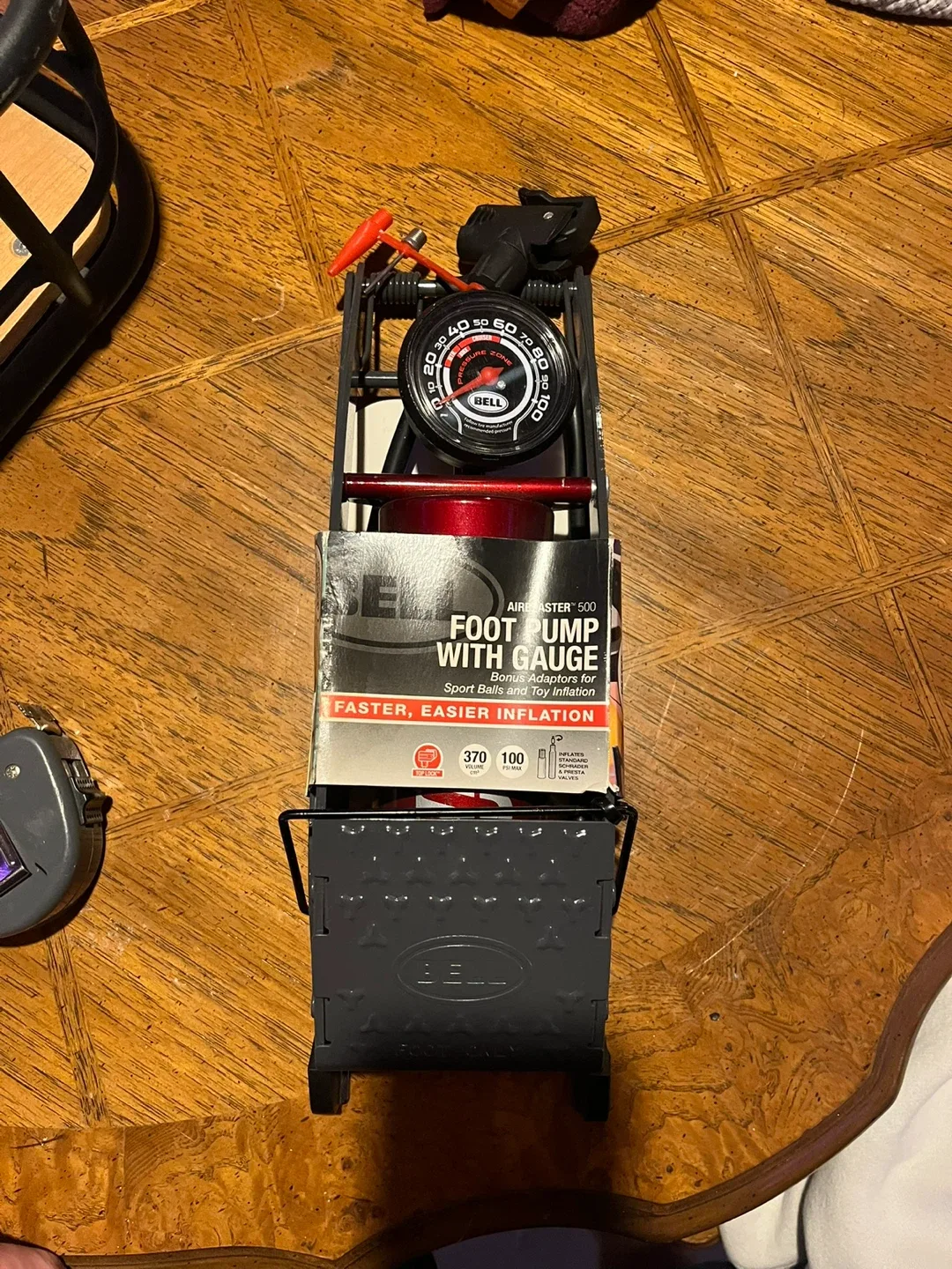 Bell Airblaster 600 Foot Pump with Gauge image indicator(3)