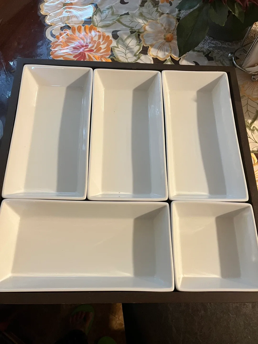 Serving Tray with White Dishes image indicator(3)