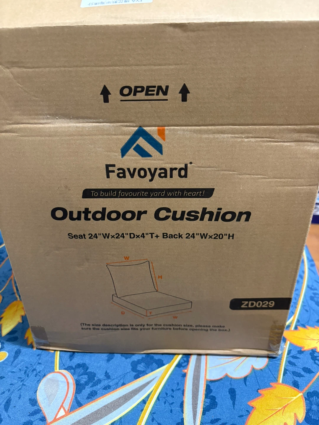 Favoyard Outdoor Cushion, Seat 24"x24"