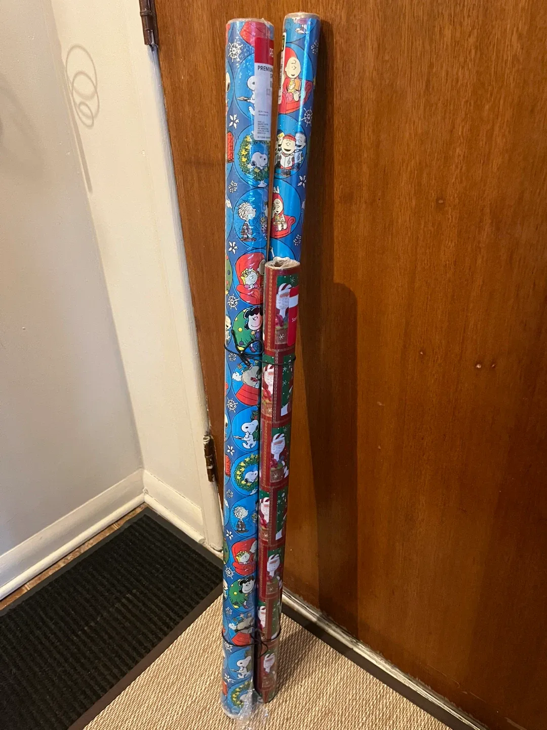 Wrapping Paper - Peanuts & Christmas Themes