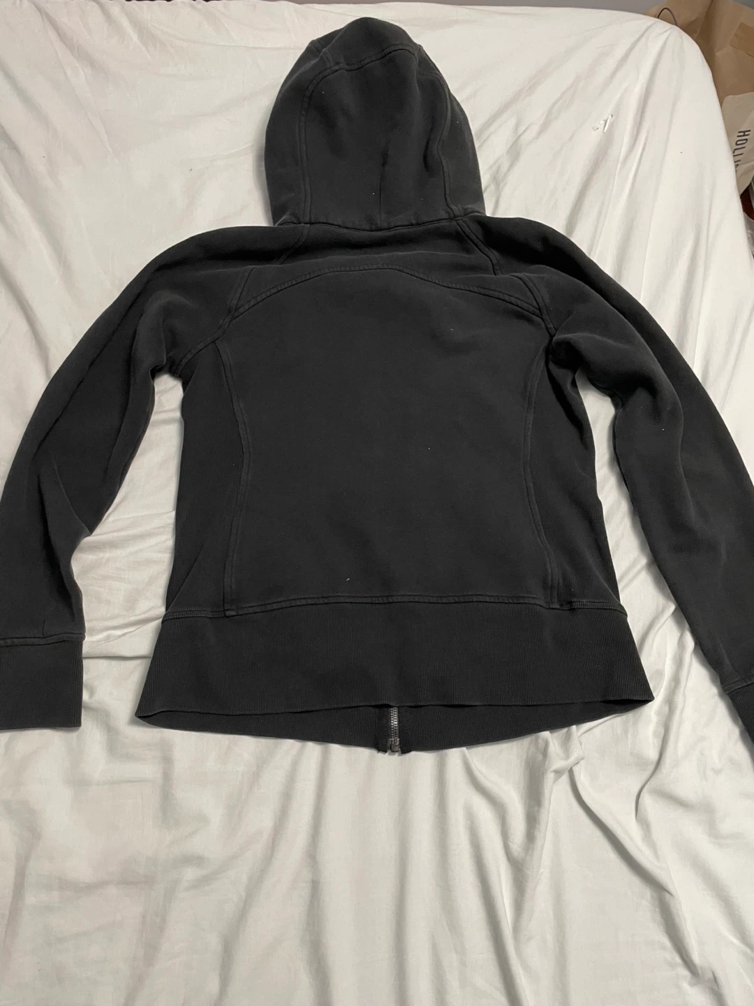Lululemon Scuba Hoodie - photo 2