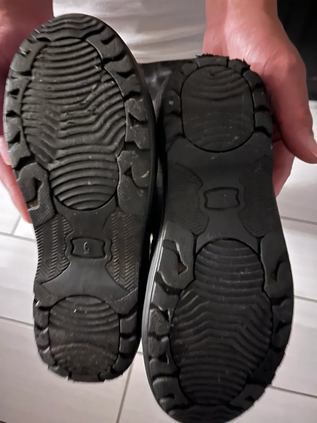 Black Waterproof Winter Boots image indicator(8)