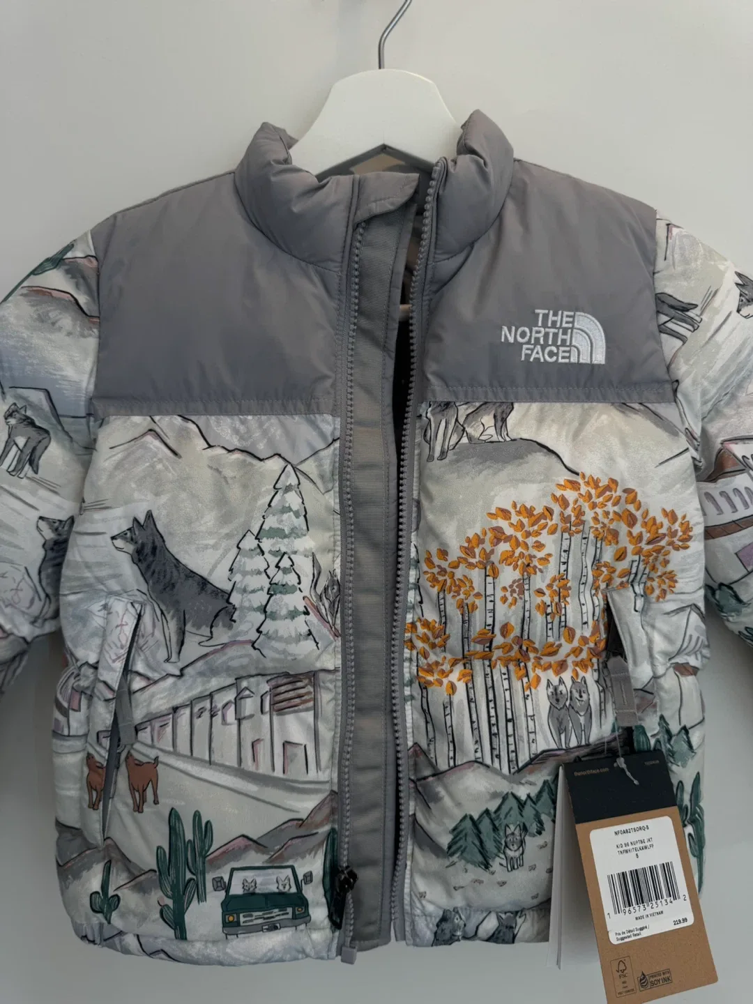 North Face puffer jacket for kids image indicator(2)