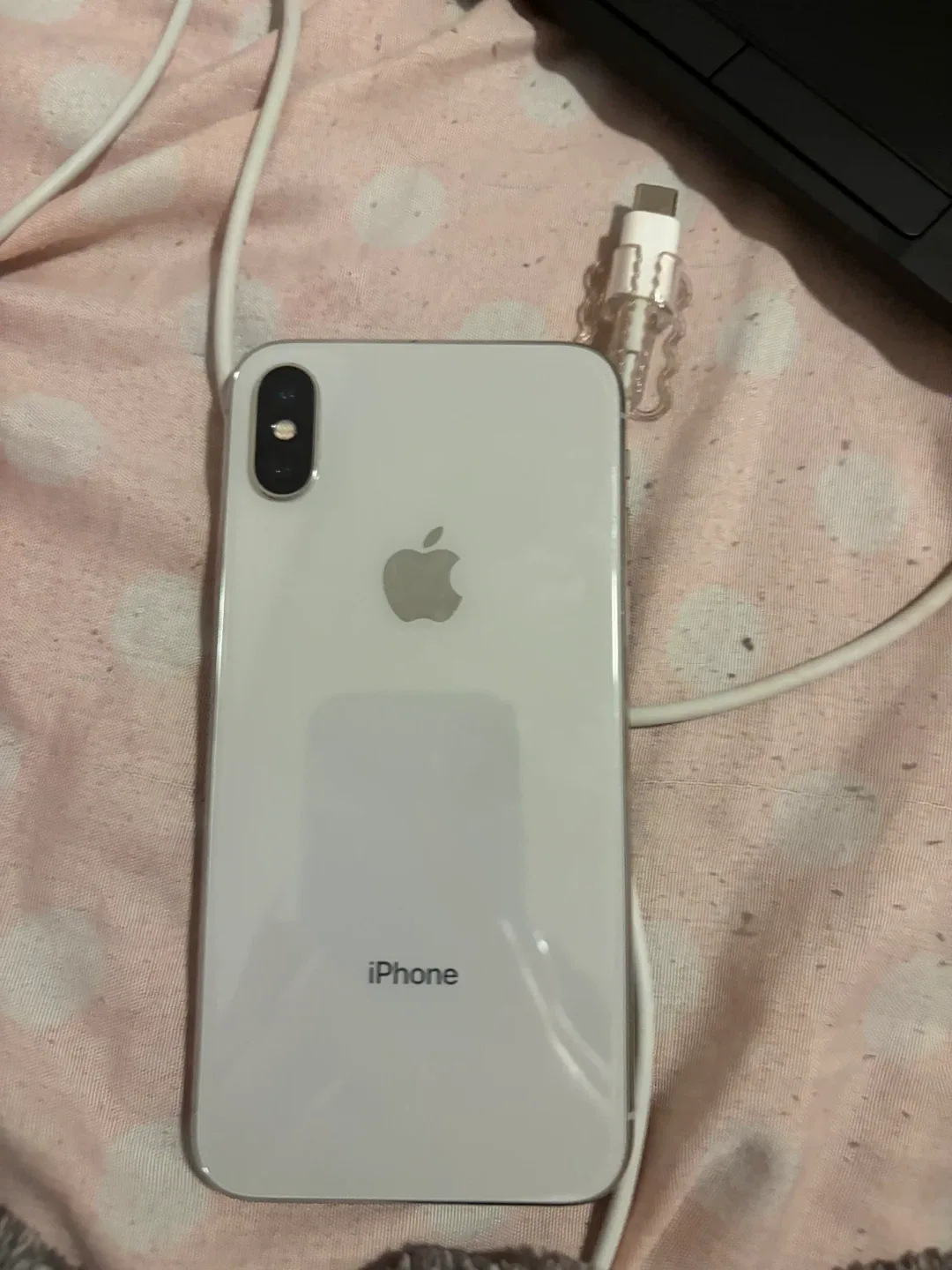 iPhone X silver image indicator(3)