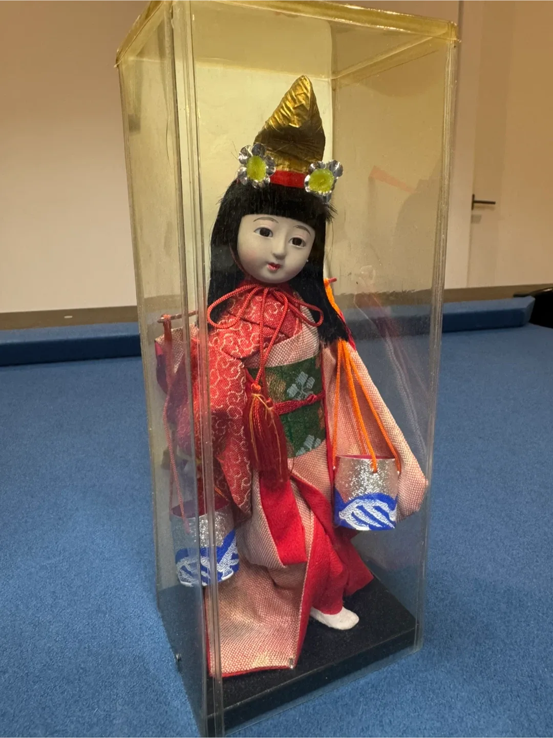 Vintage Collectible Dolls - International