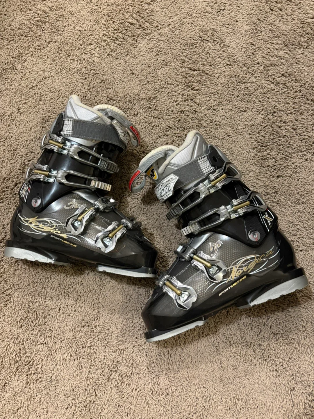 Nordica Women Ski Boots