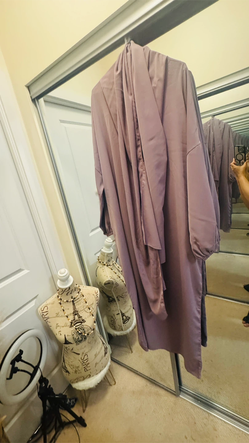 Like new abaya for sale  with head scarf