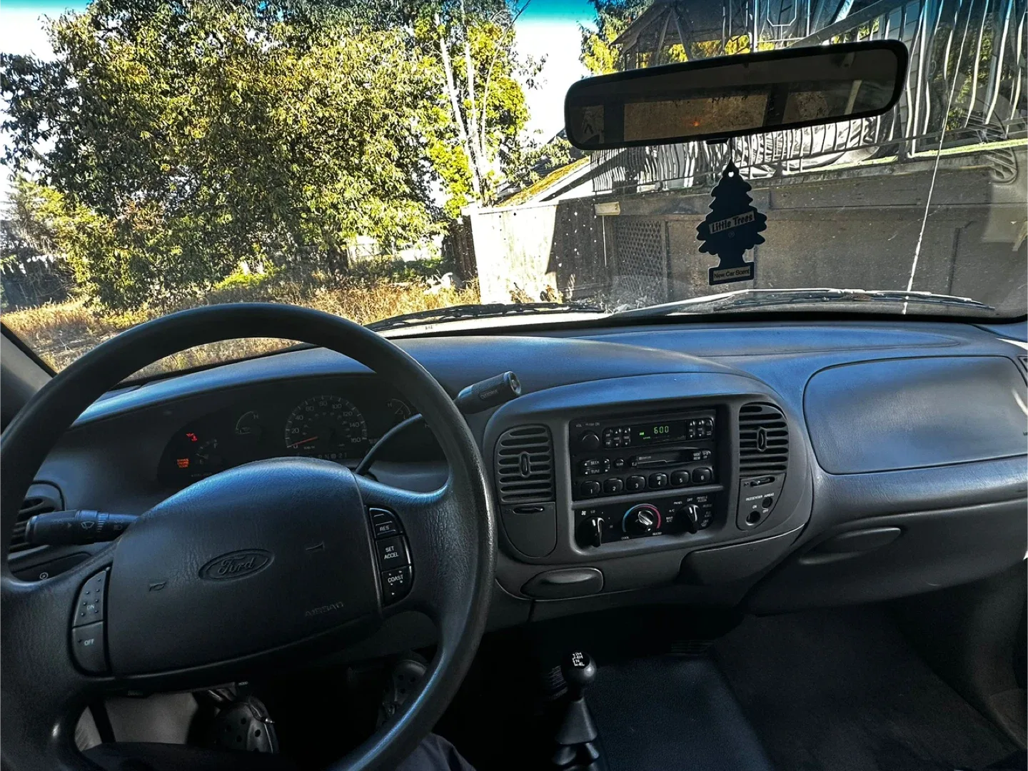 Truck Ford F-150 image indicator(5)