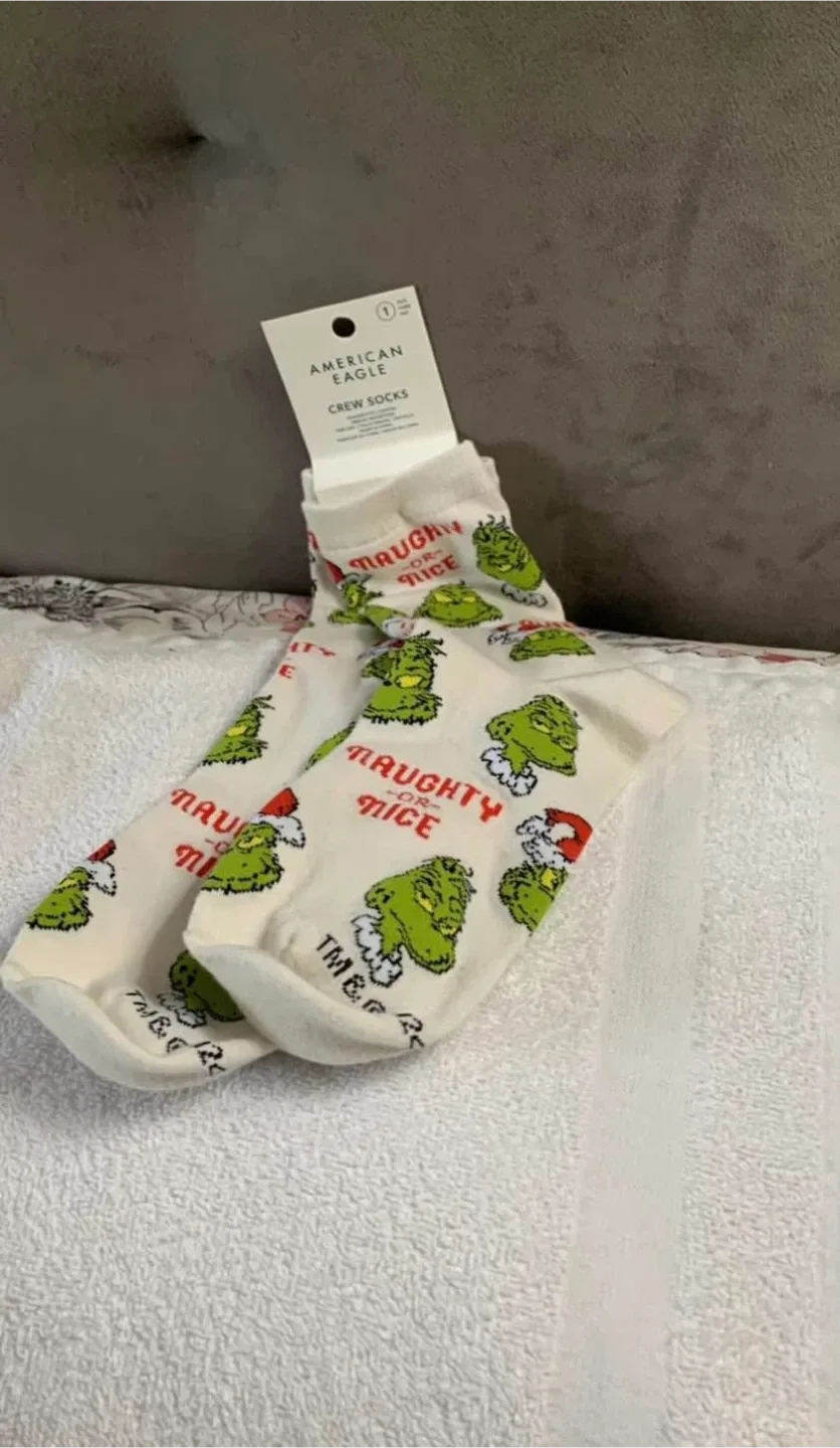American Eagle Crew Socks - Grinch Design