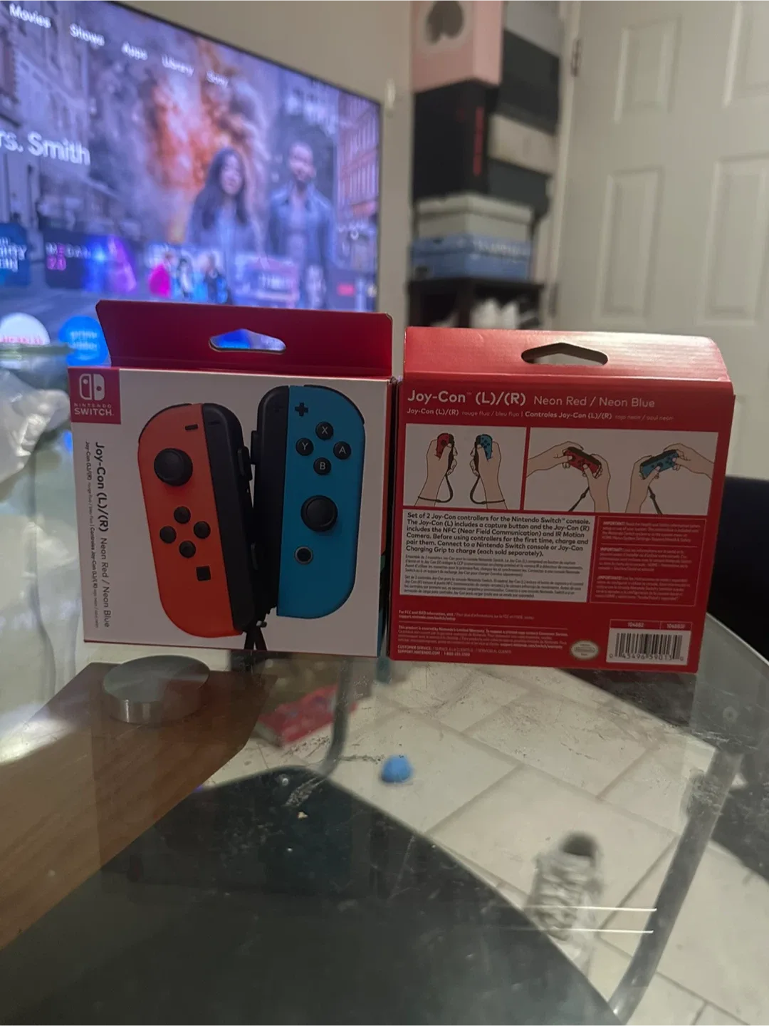 New Nintendo Switch Joy-Con (L/R) Neon Red/Neon Blue image indicator(2)