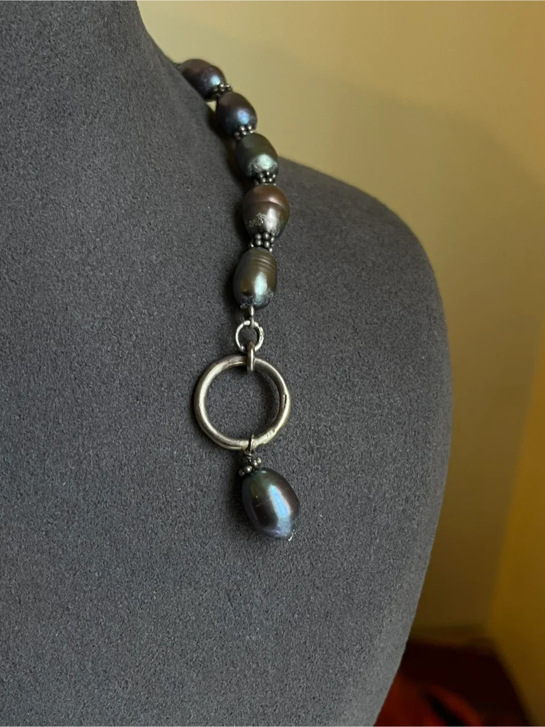 Sterling Silver and genuine pearl toggle clasp bracelet. image indicator(3)