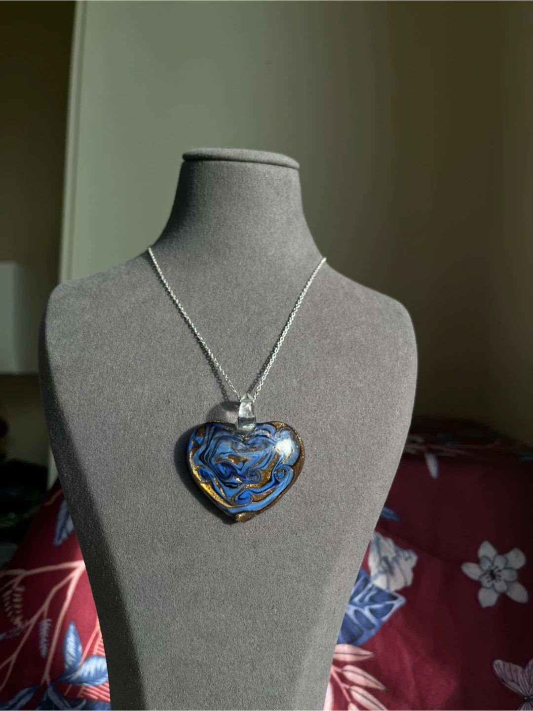 Make an offer: Heart Handblown Glass Pendant chain not included - photo 3