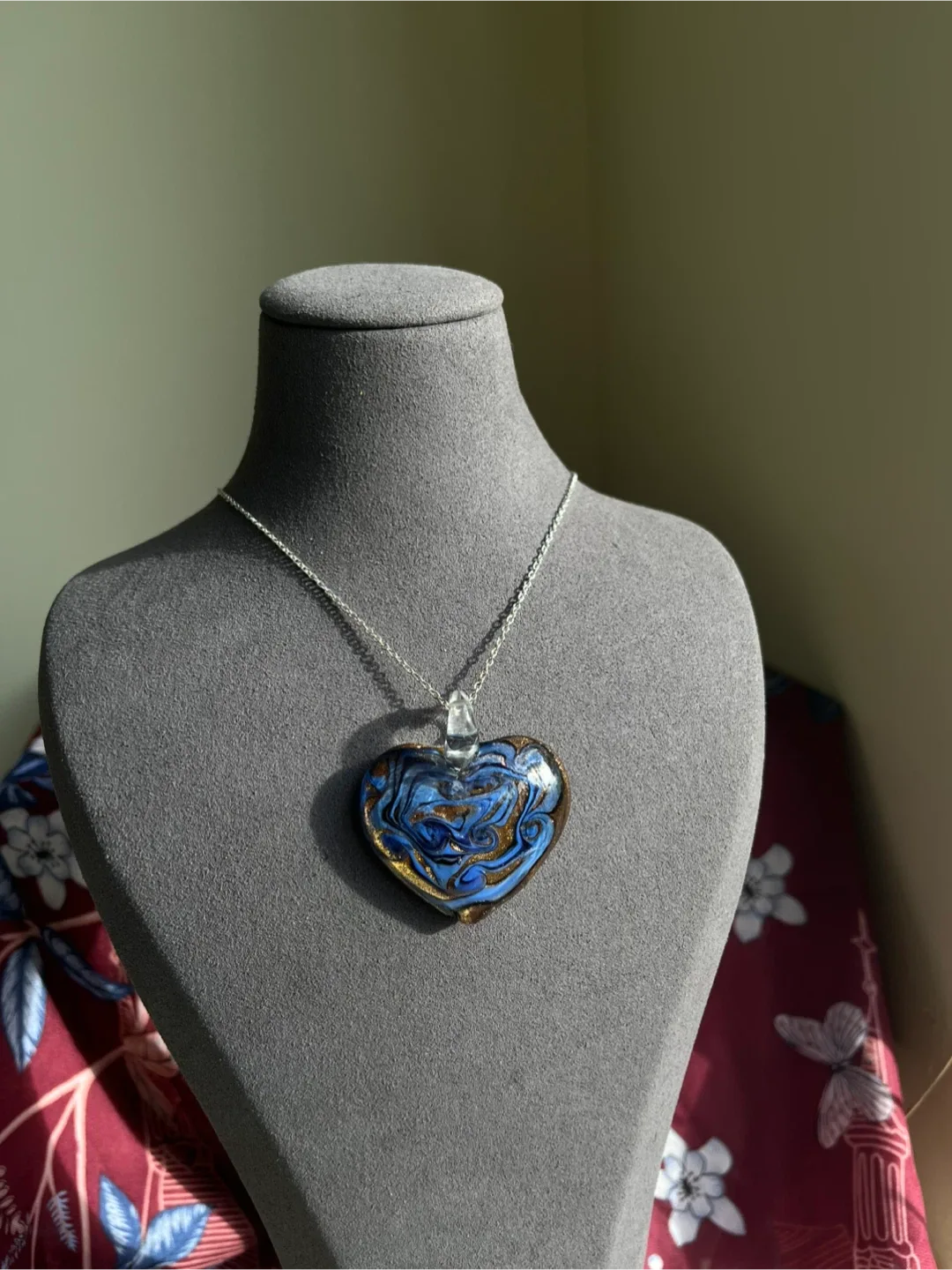 Heart-Shaped Handmade/Handblown Glass Pendant chain not included image indicator(5)