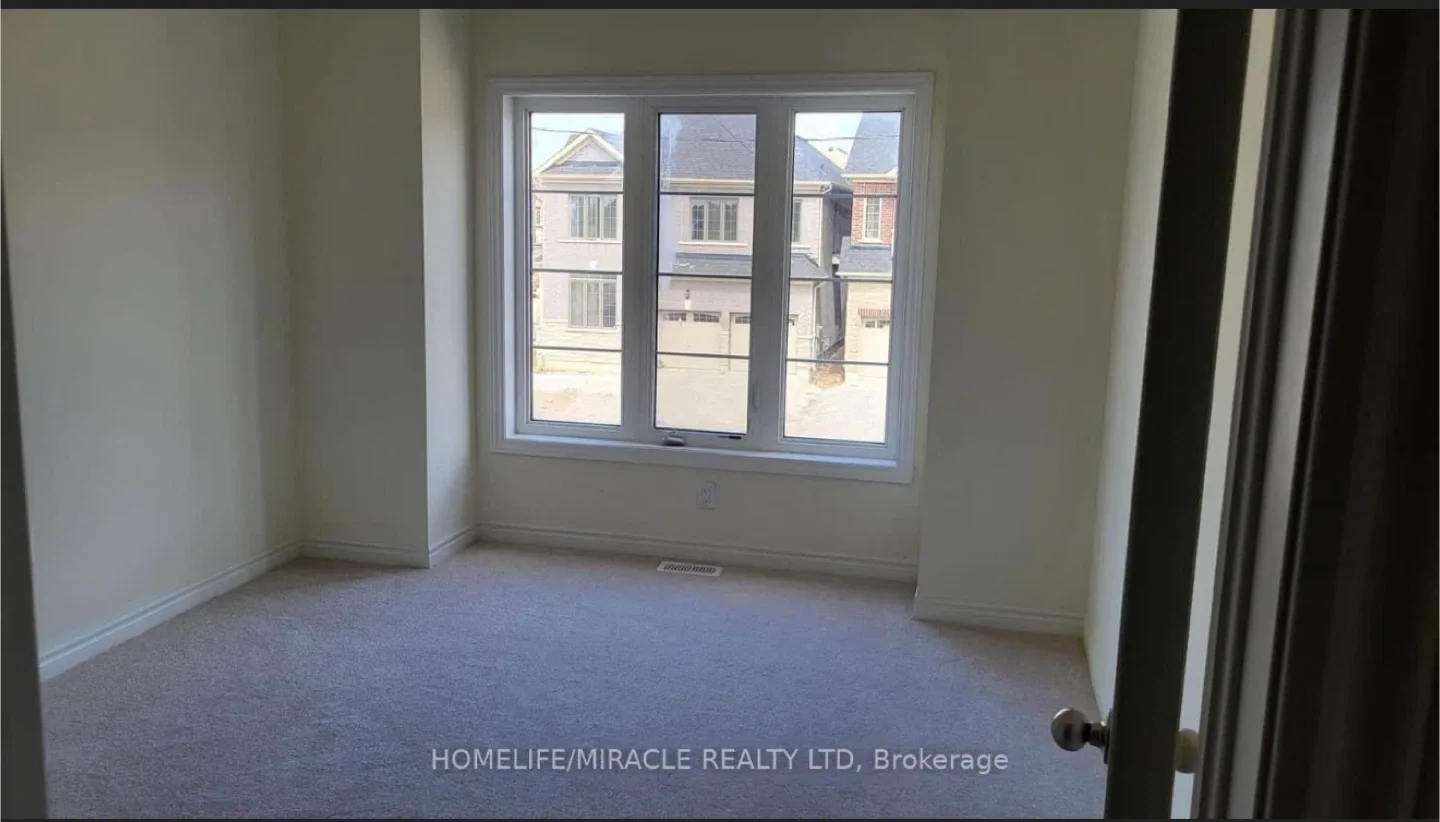 Room available for girls