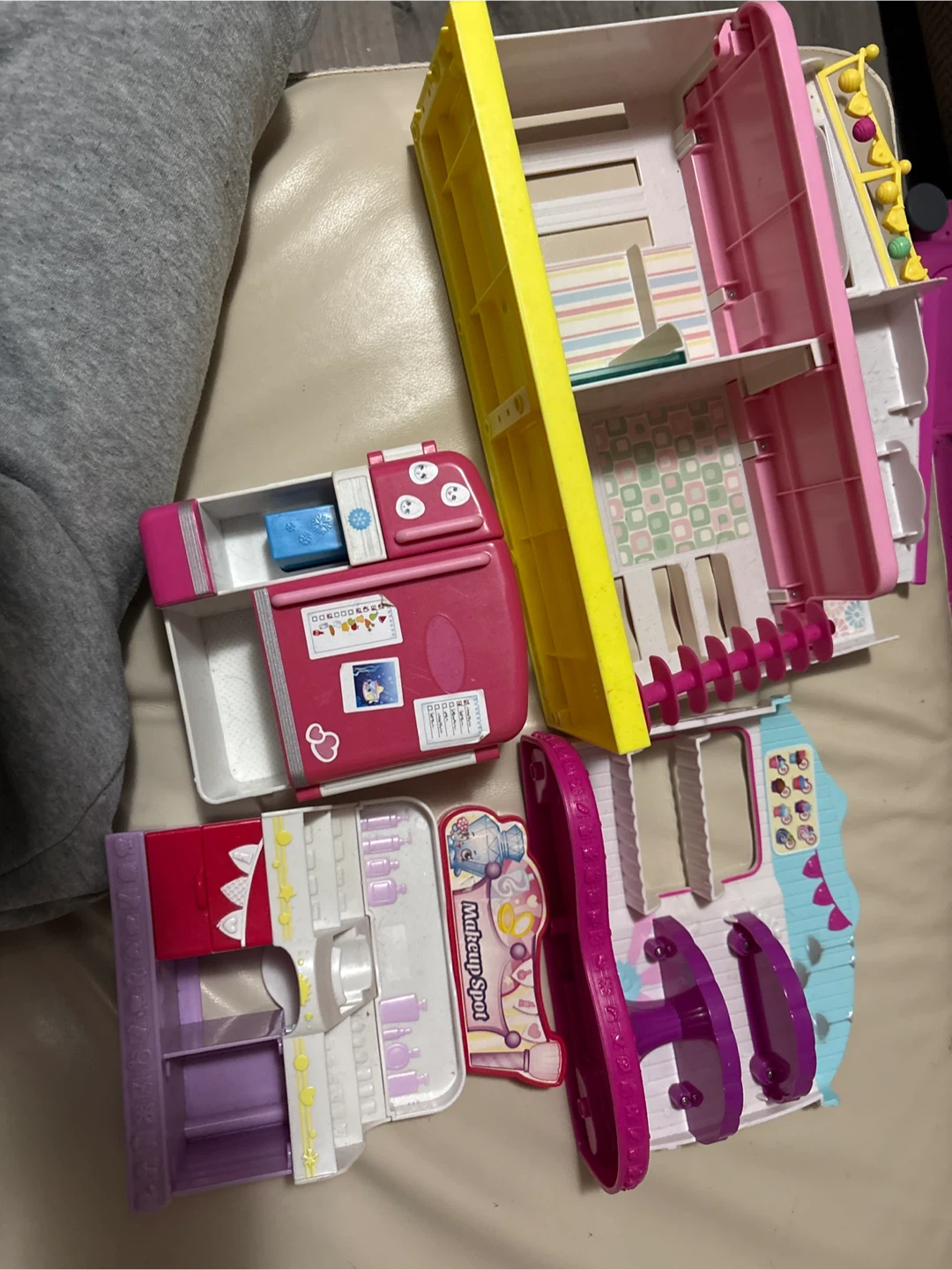 Shopkins playsets $15