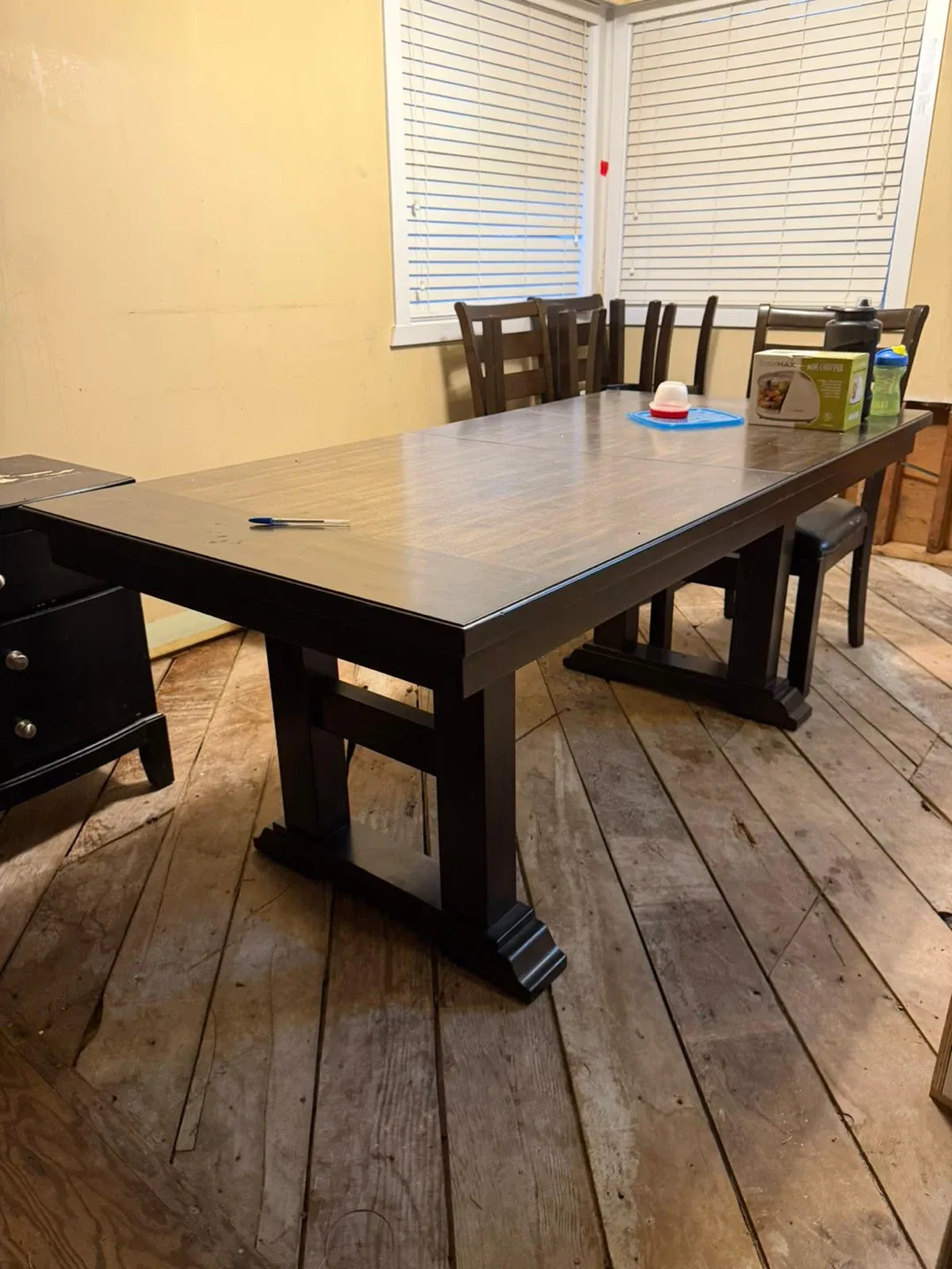 Dining Table with 6 Chairs - Dark Wood image indicator(2)