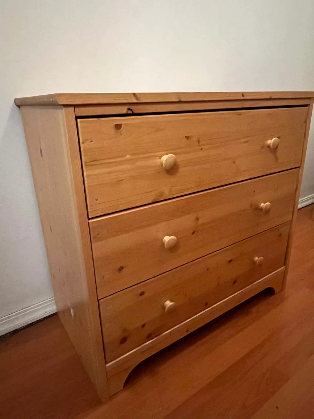 Wooden 4-Drawer Dresser image indicator(2)
