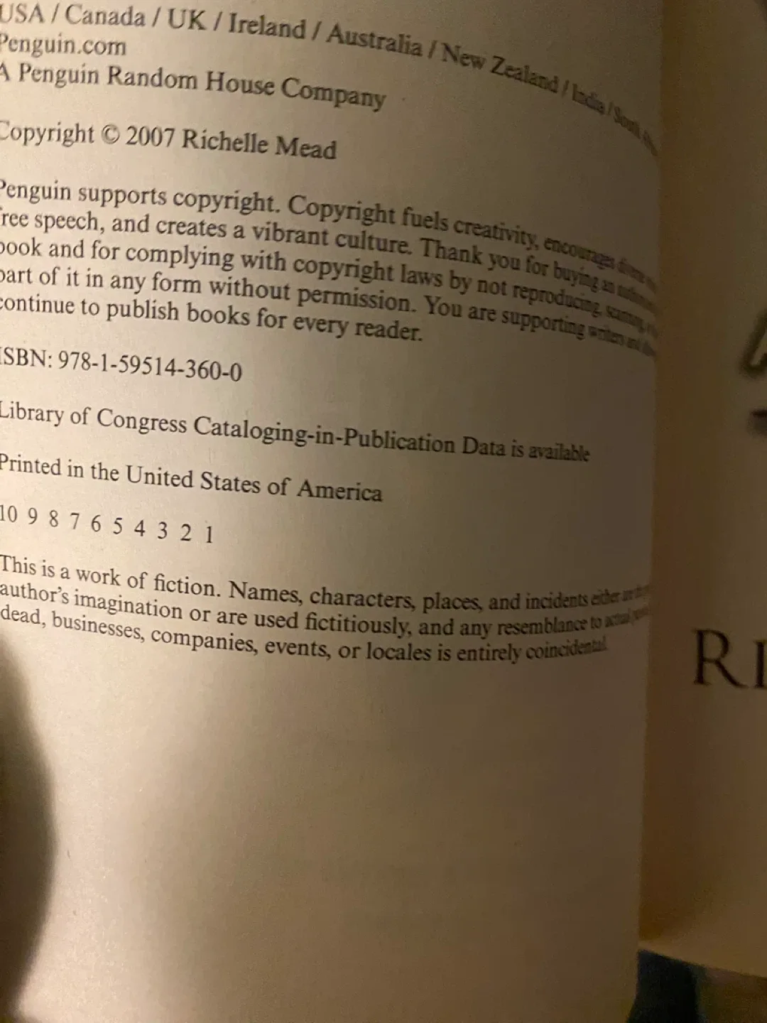 Vampire Academy Series by Richelle Mead image indicator(2)