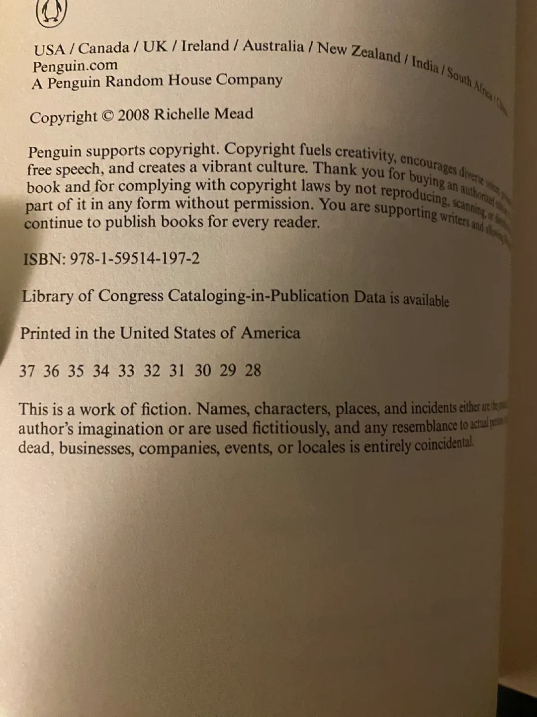 Vampire Academy Series by Richelle Mead image indicator(6)