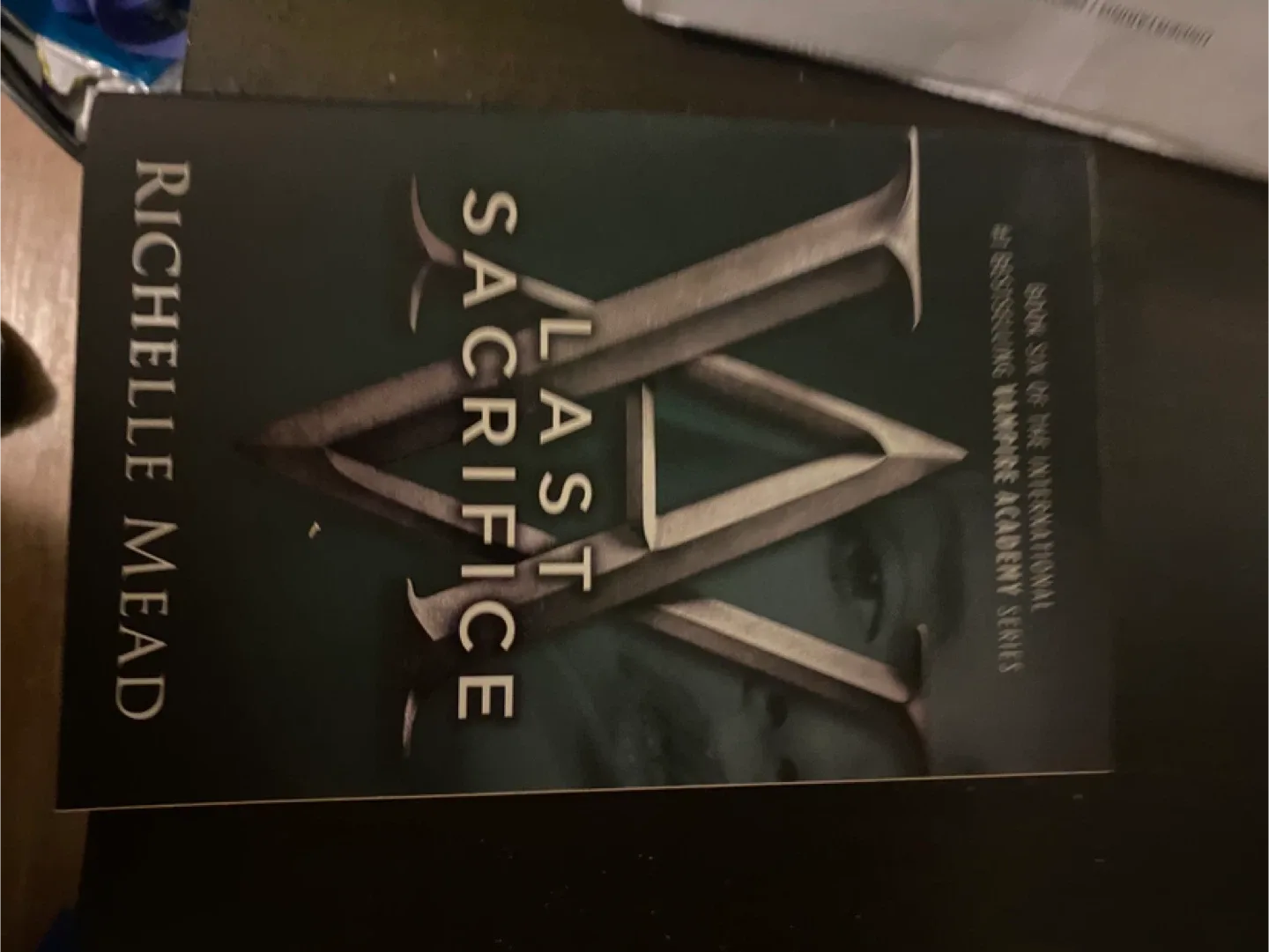 Vampire Academy Series Books by Richelle Mead image indicator(5)