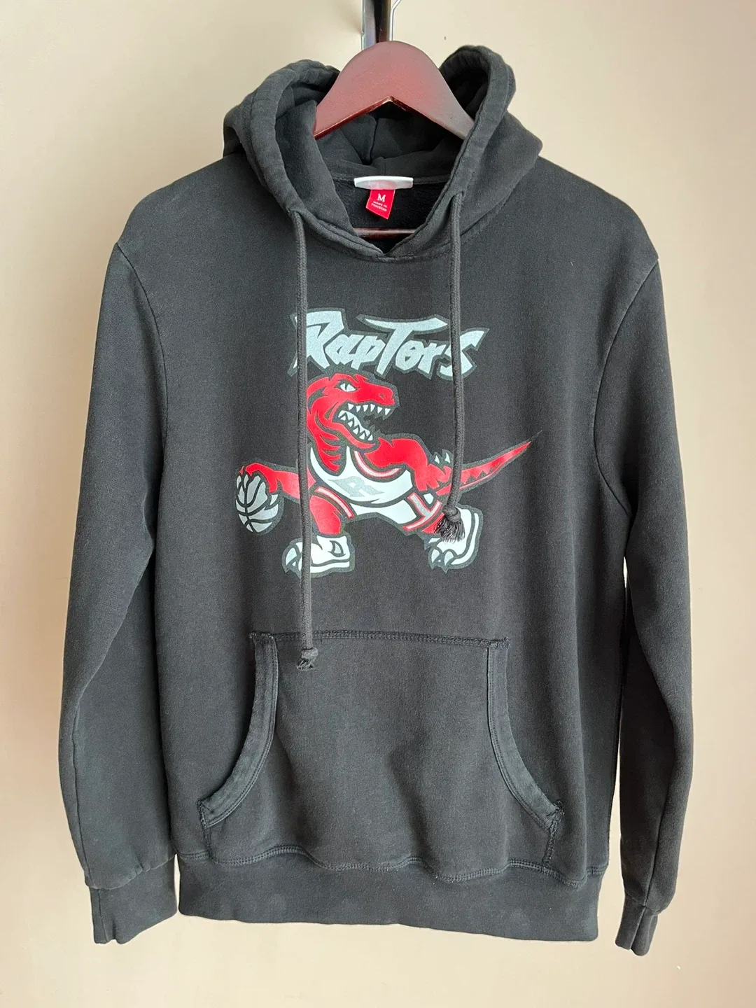 Mitchell & Ness Raptors Hoodie - Size M