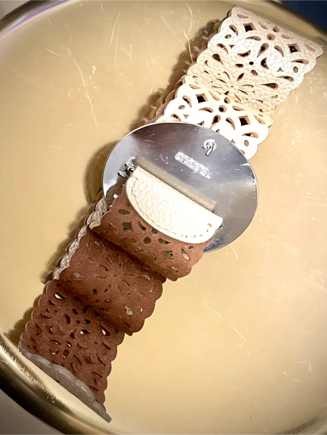 Chico’s Wide Metallic Gold Leather Round Pearl Buckle Belt 42" image indicator(3)