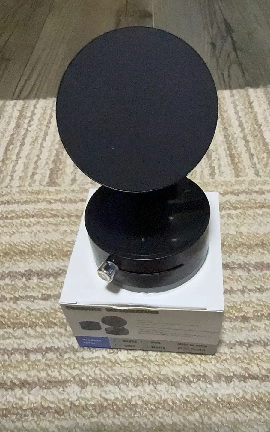 Vacuum Suction Phone Holder - Innovative Design image indicator(2)