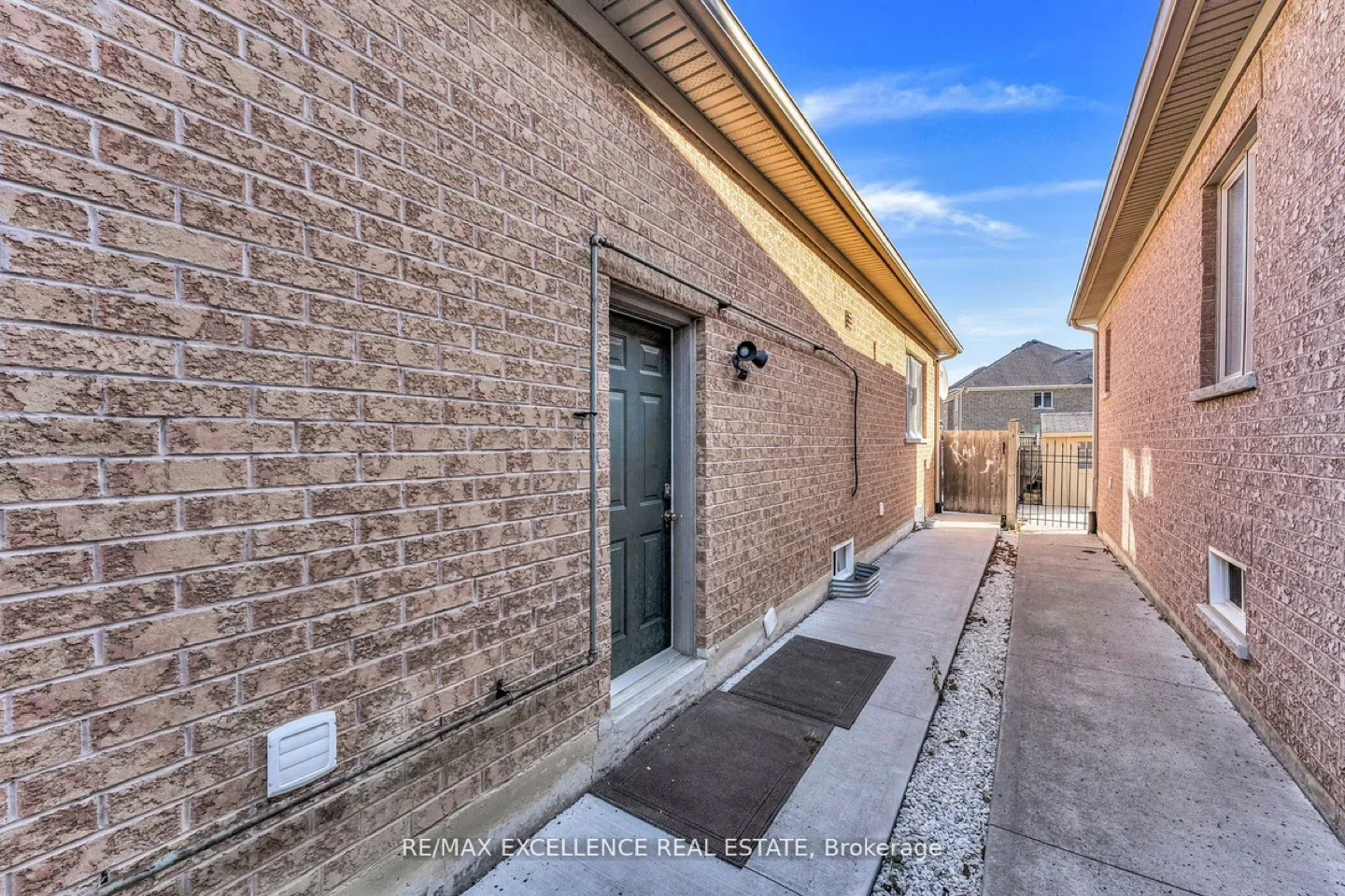 Room for Rent image indicator(4)