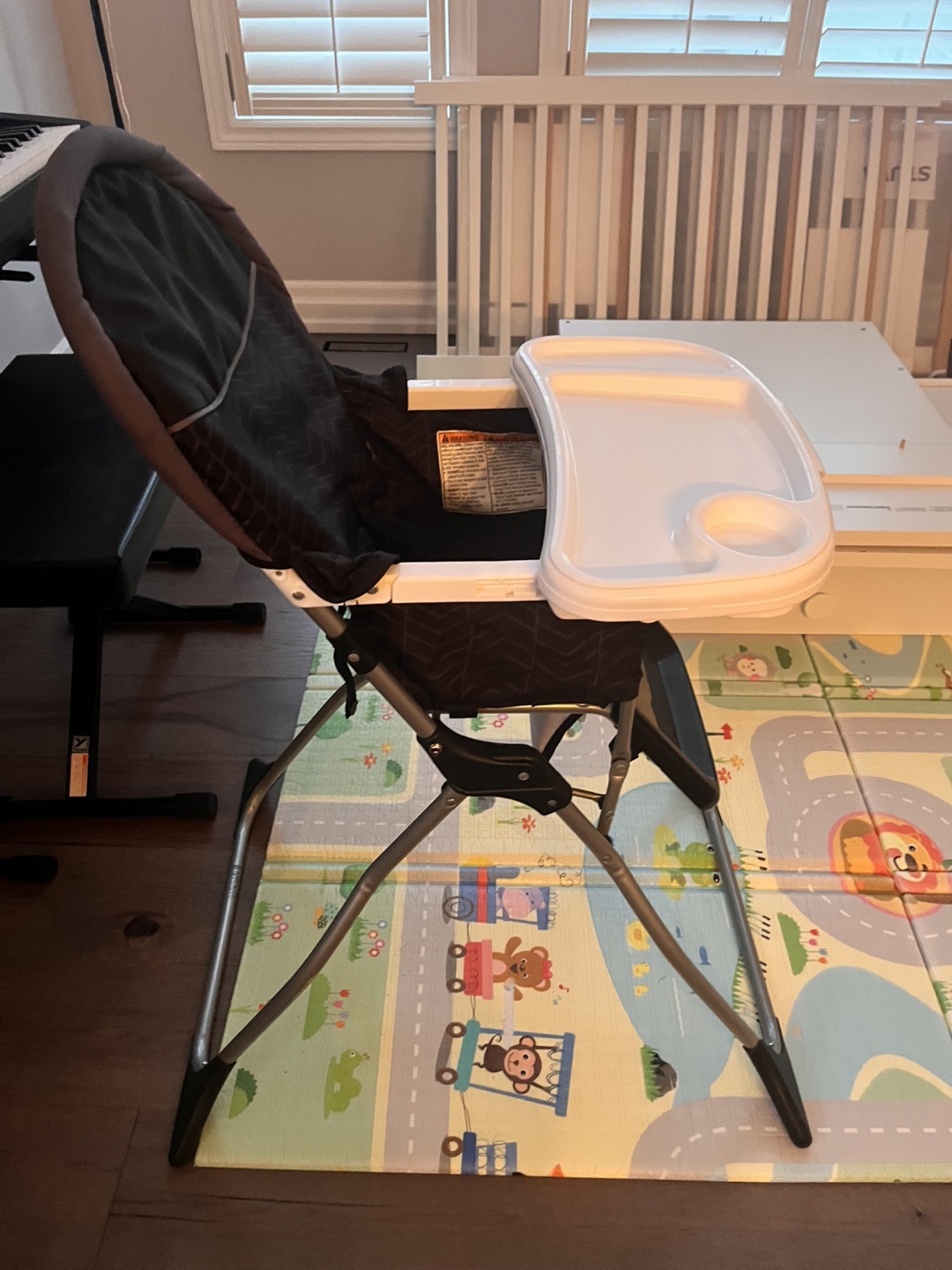 Cosco Folding High Chair - photo 2