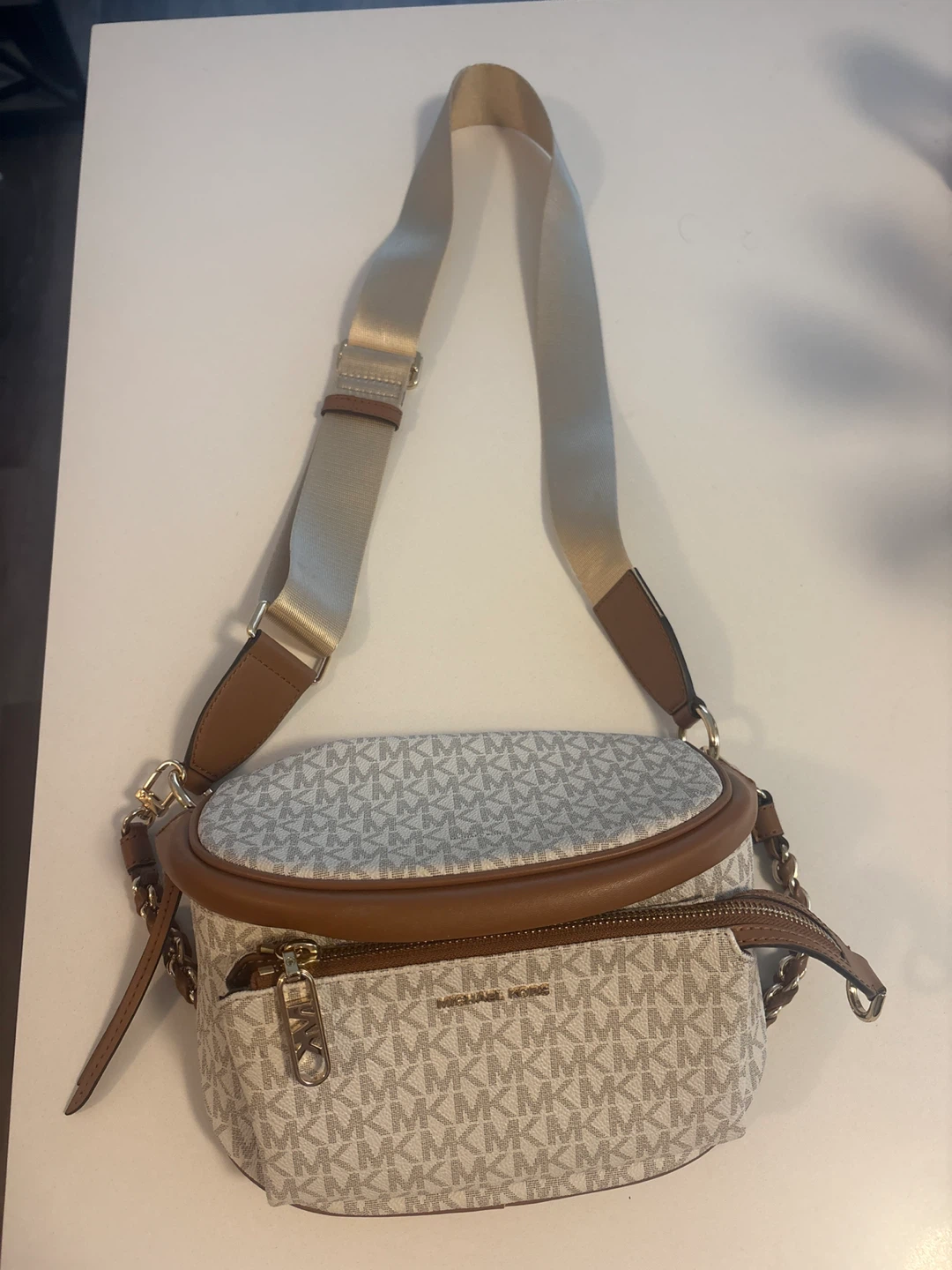 Michael Kors Belt Bag - photo 2