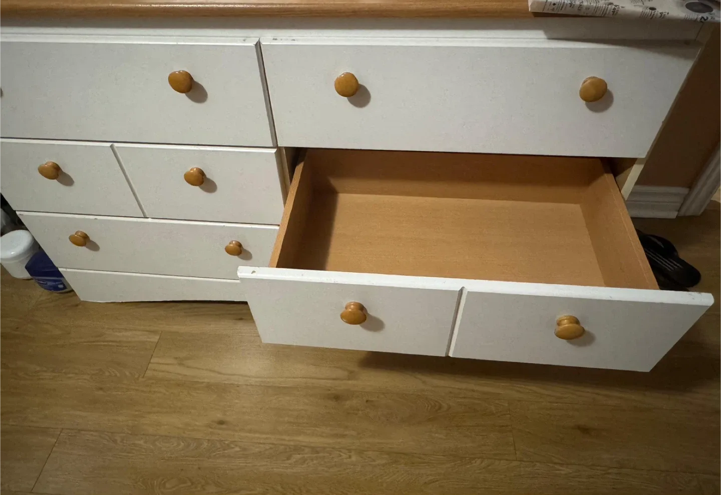 Dressing Table With Large Mirror – Great Condition image indicator(5)