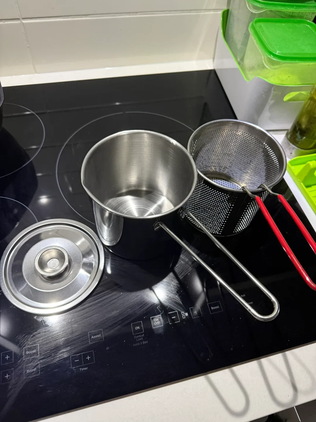 Stainless Steel Saucepan with Strainer image indicator(3)