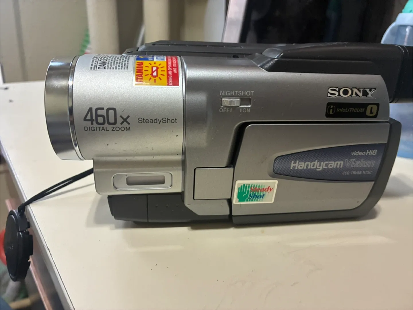 Sony Handycam Vision CCD-TRV68 Hi8 Camcorder