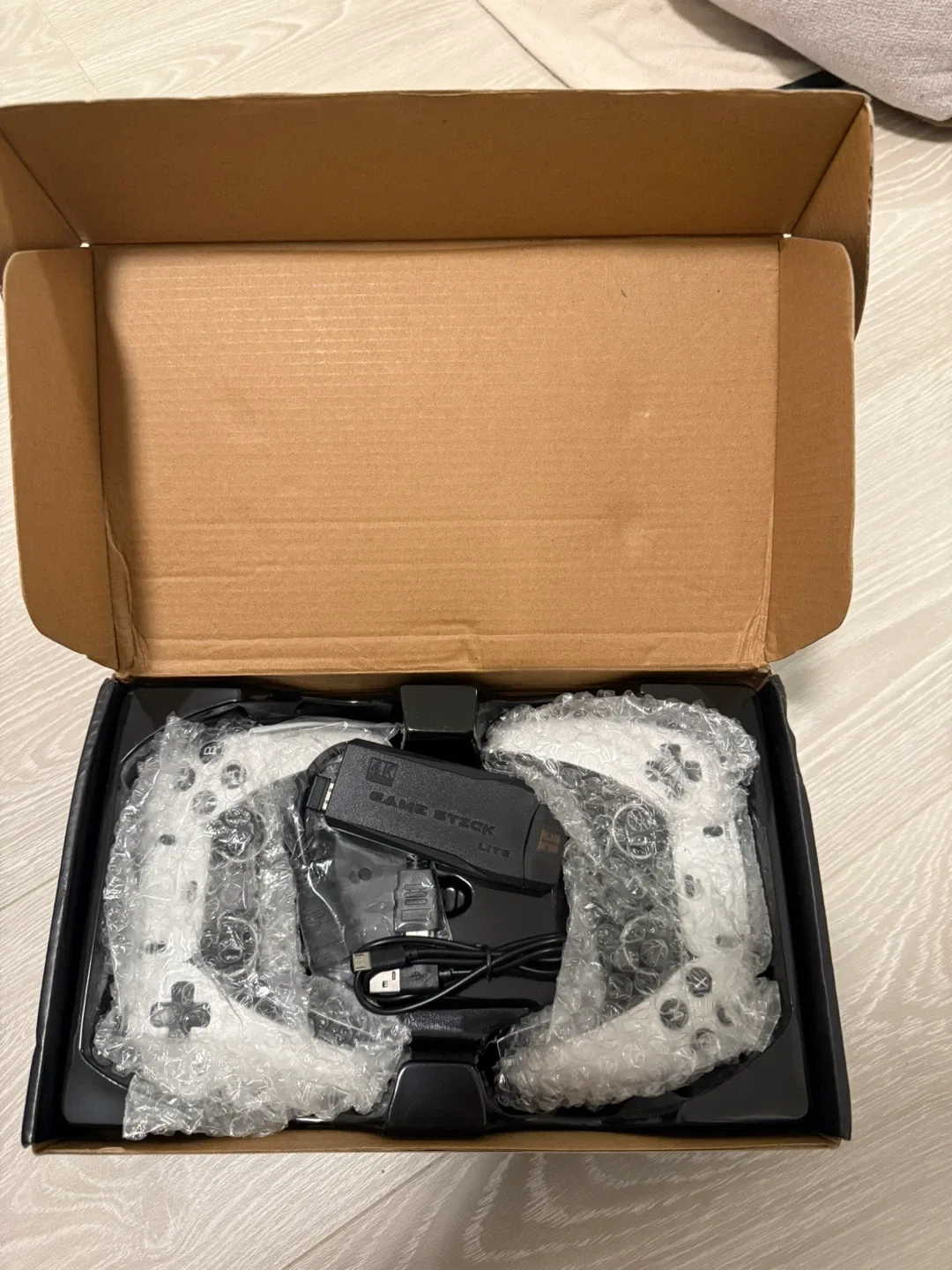 New Gamebox 2.4G Wireless Controller Gamepad image indicator(2)