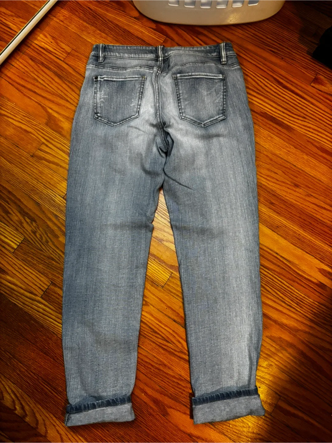 Forever 21 Ripped Jeans - Size 29 image indicator(2)