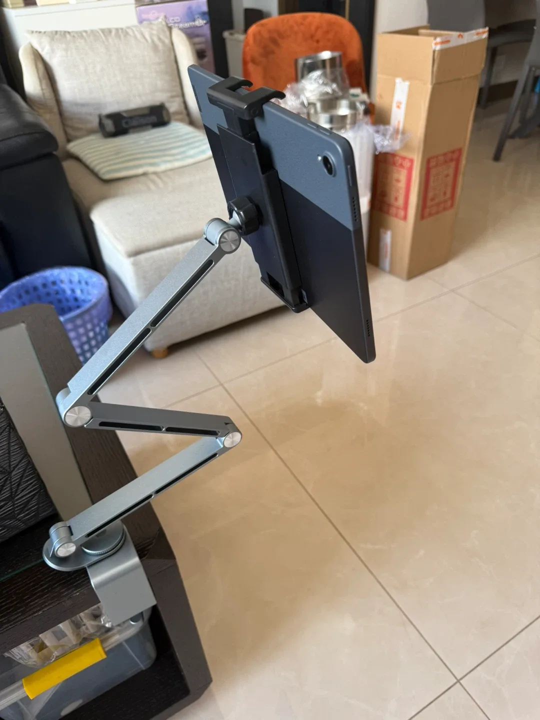 Adjustable Tablet/iPad Stand and iPhone image indicator(3)