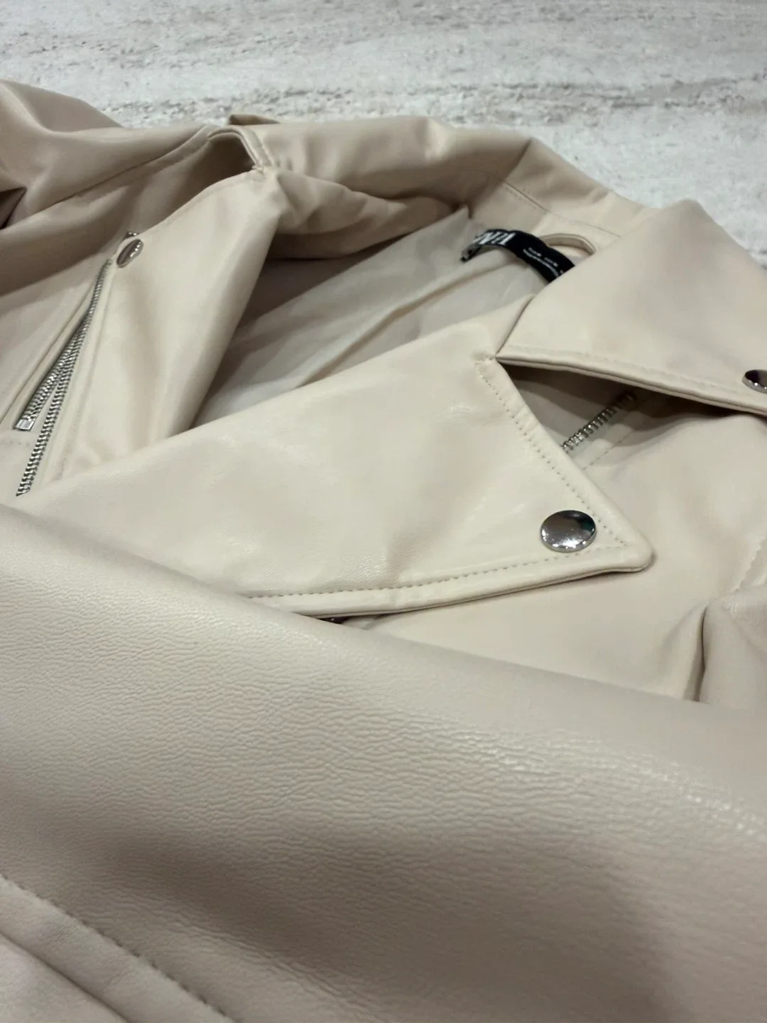 Zara Faux Leather Biker Jacket - Cream, Size M image indicator(7)