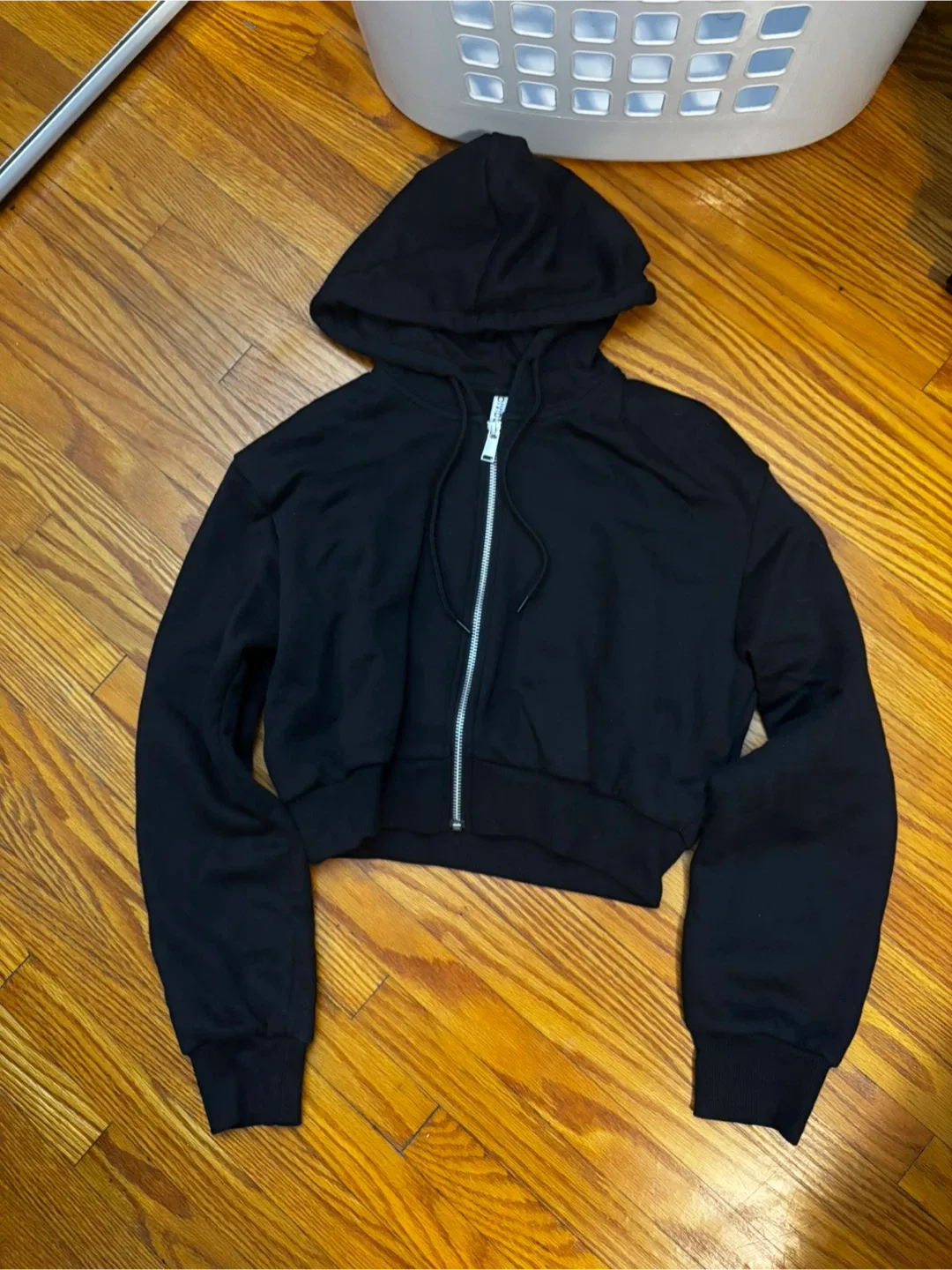 H&M Black Cropped Zip-Up Hoodie - Size M